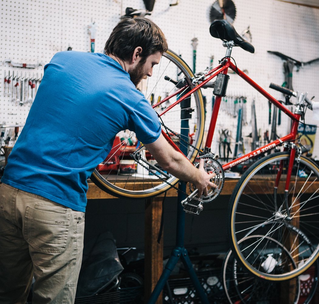 Community Workspace – Public Hours / Open Shop