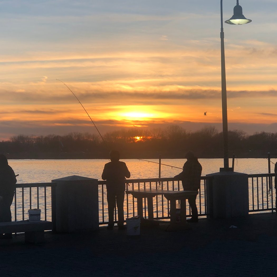 Spring Cleanup at Canarsie Pier 1
