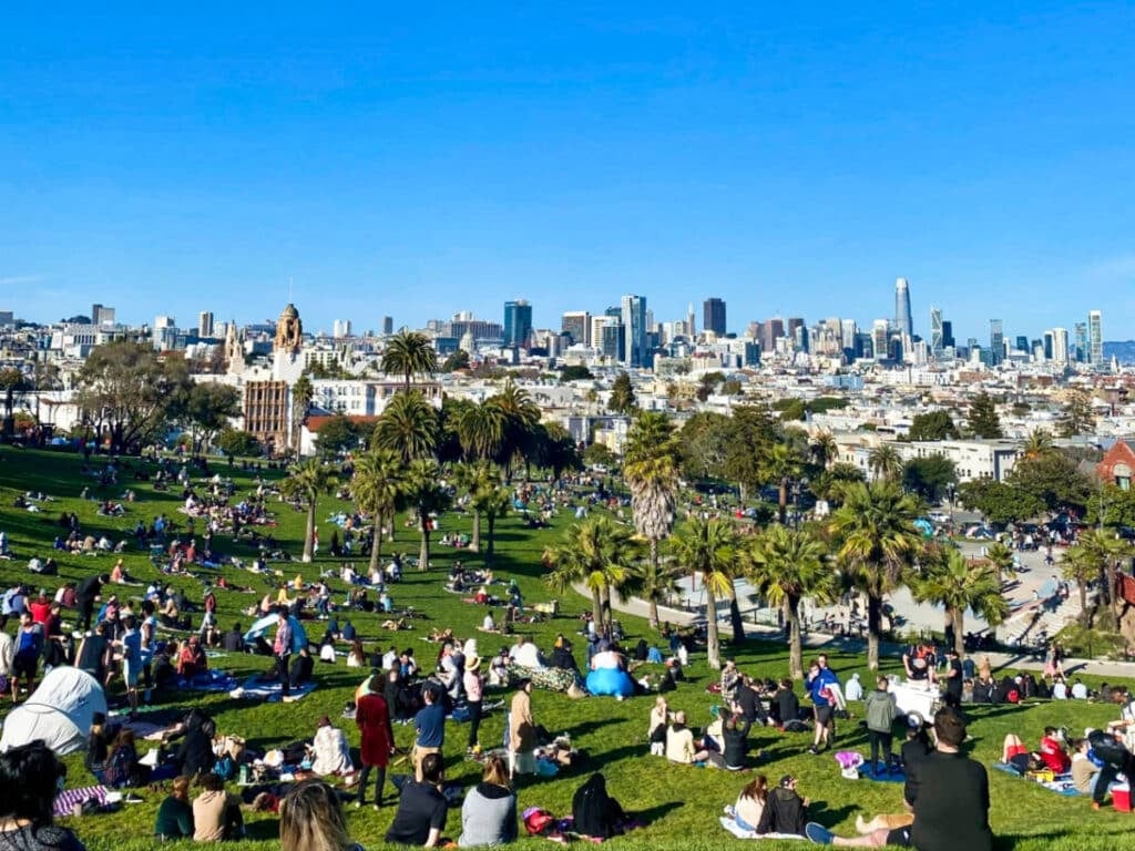 Mission Dolores Park 1