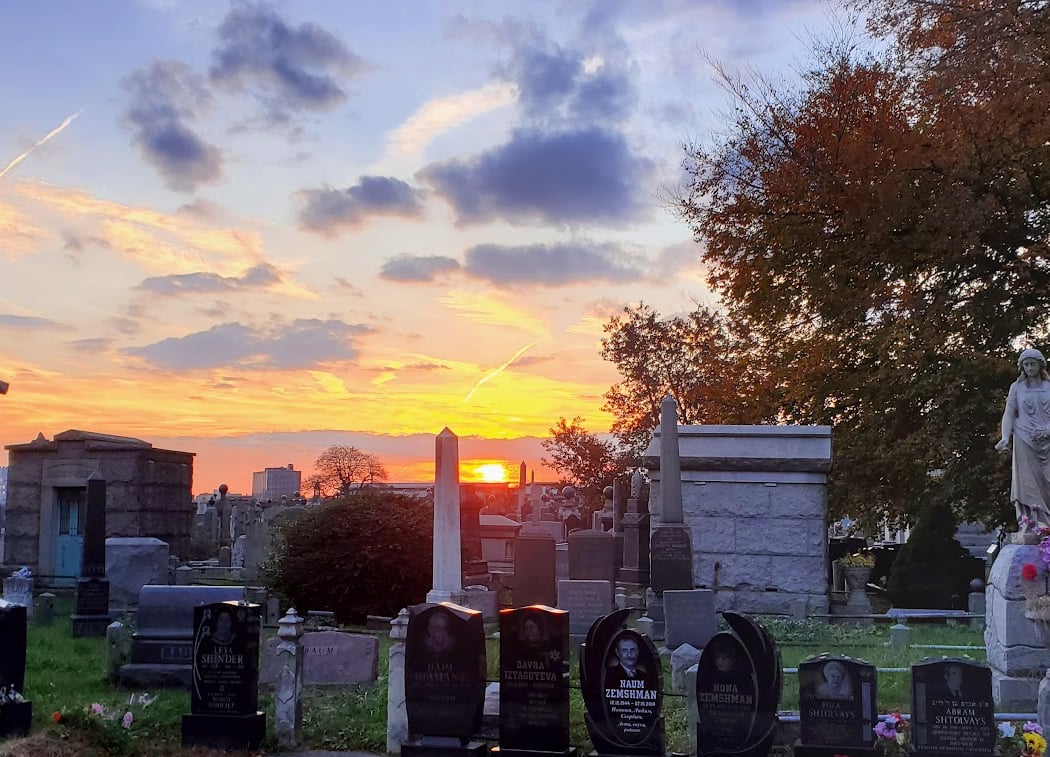 Gravesend Cemetery 1
