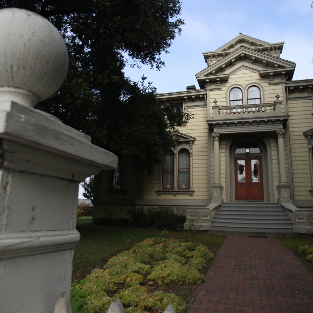 Dunsmuir Hellman Historic Estate 2