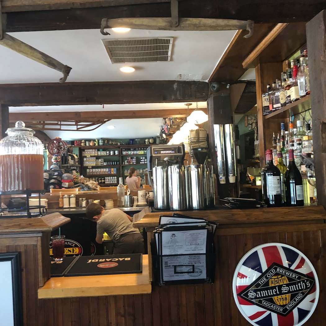 Last Chance Bar & Restaurant 5