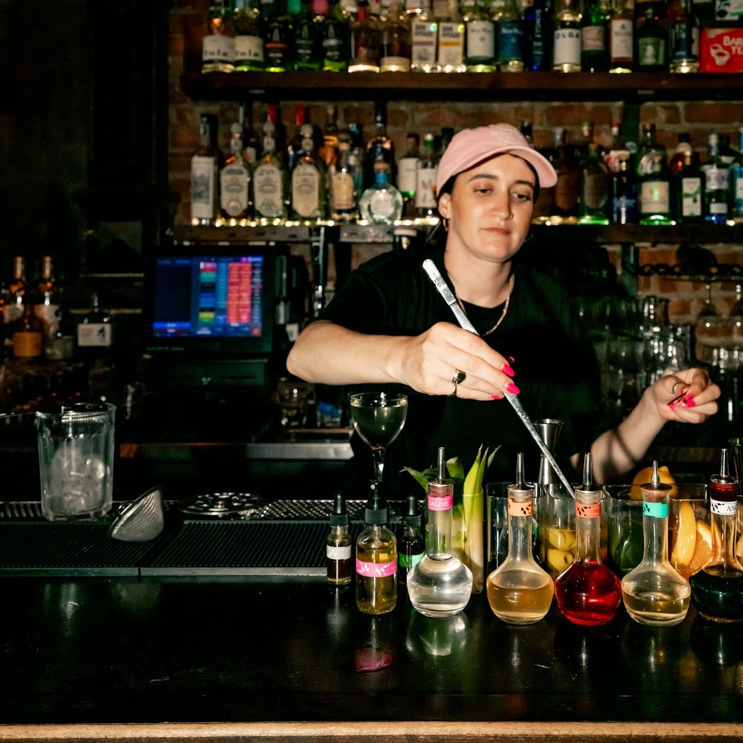 DJ Caroline Kerr 1