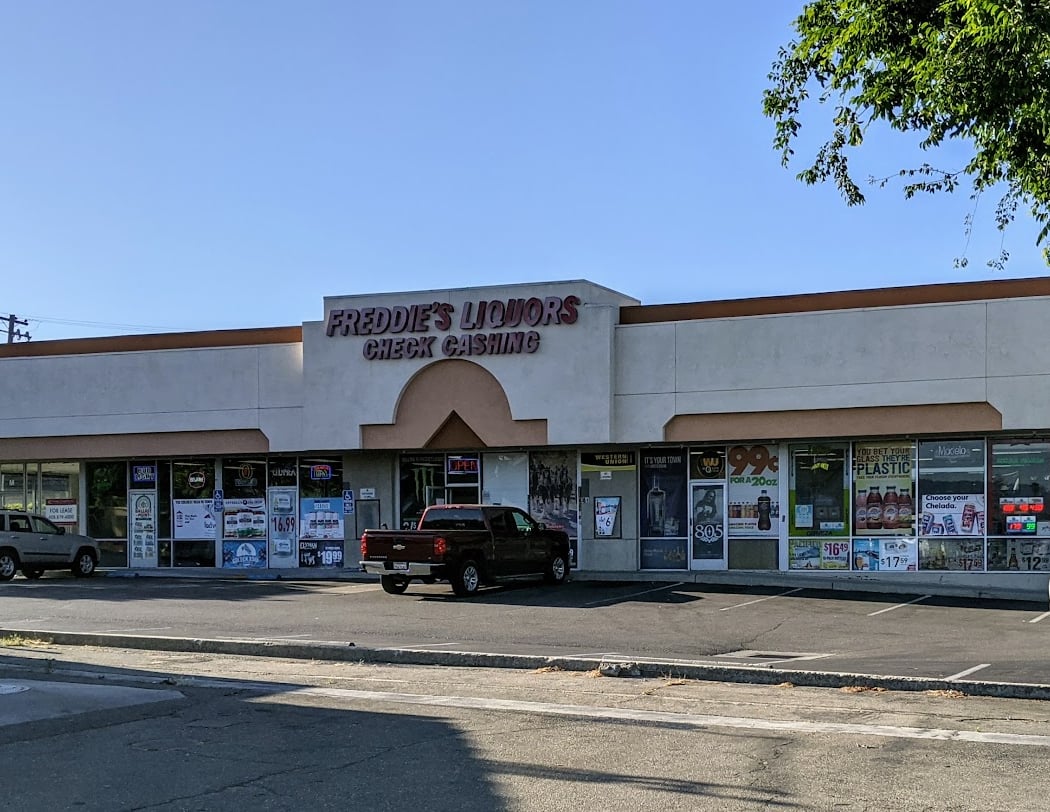 Freddie's Liquor 1