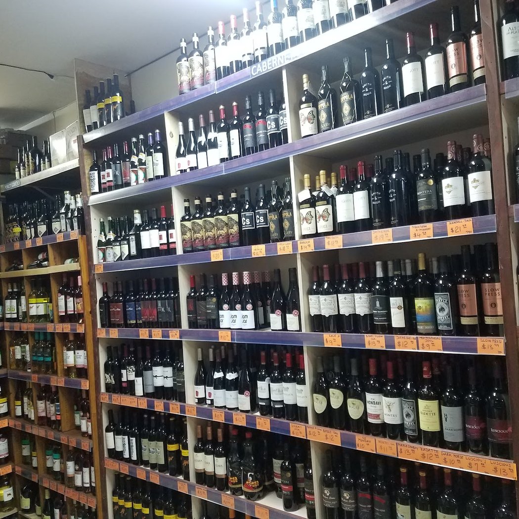 MELOVER Wine & Spirit 3