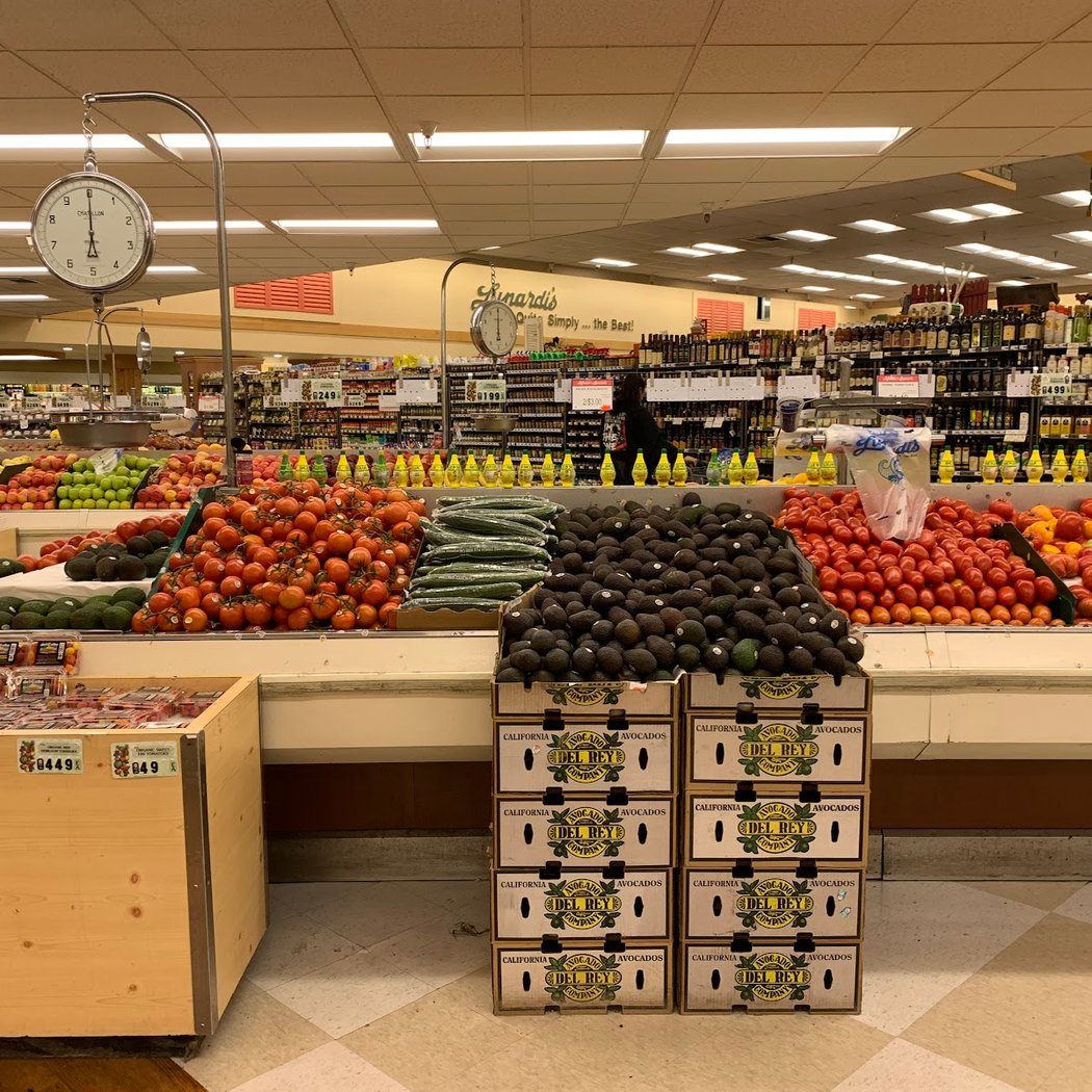 Lunardi's Markets 3