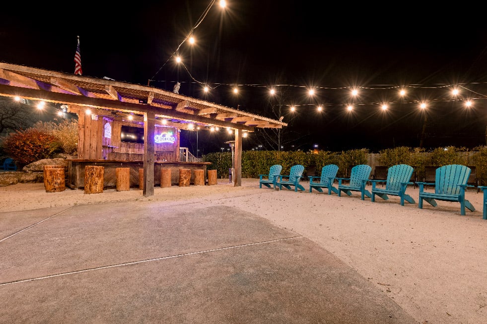 Live Band Karaoke at Valley Beach 1