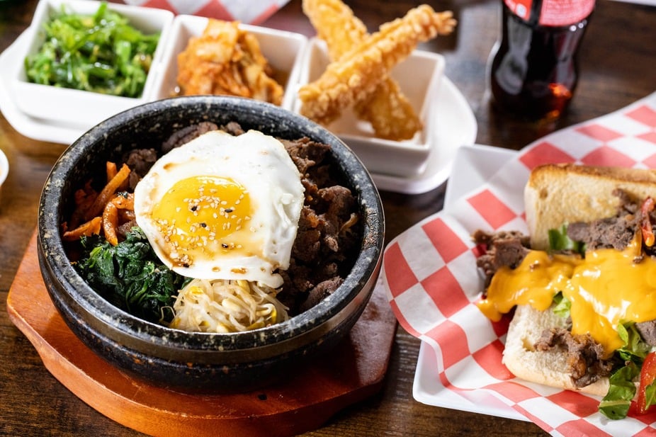 Loopy's Eatery 1