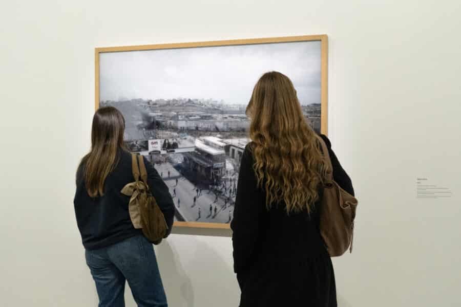 Visite commentée de l’exposition Luc Delahaye. Le bruit du monde 1