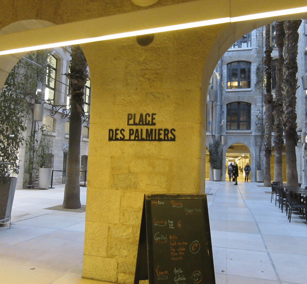 LES DOCKS MARKET 2