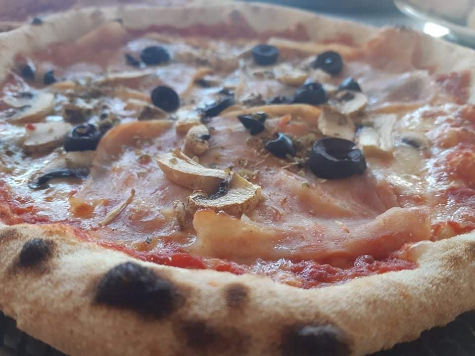 Pizzeria Il Piccolo Giardino 2