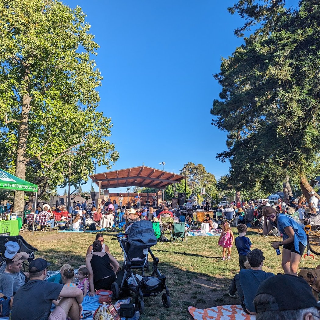 Live Entertainment at San Carlos Hometown Days 1
