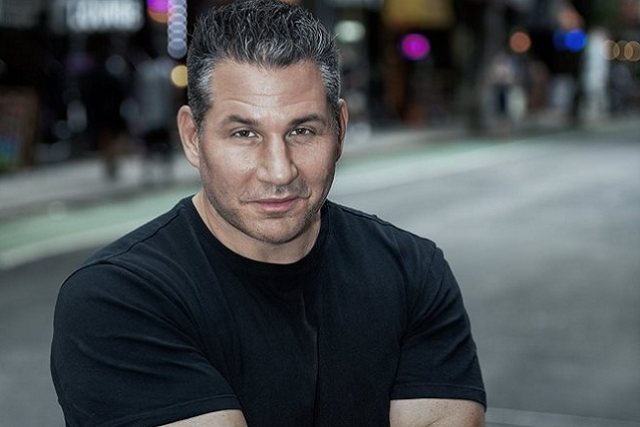 Mike Vecchione 3