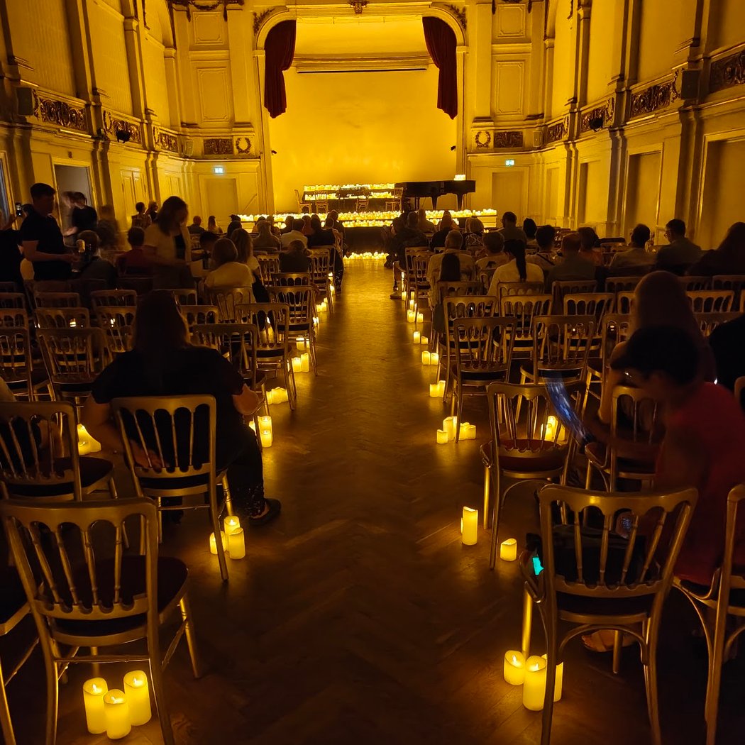 Candlelight: Tribute to Adele 2