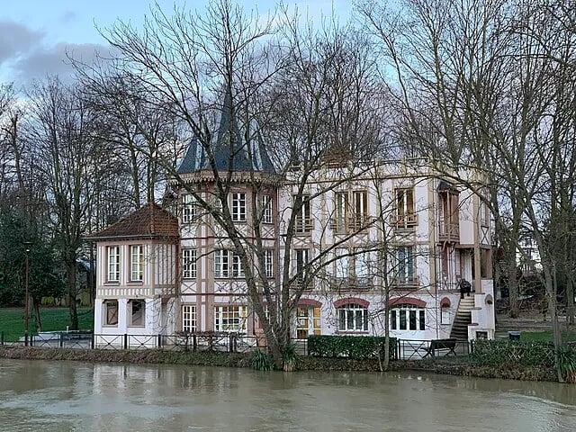 Ema Municipal School Des Arts - Conservatoire Of Musique 2
