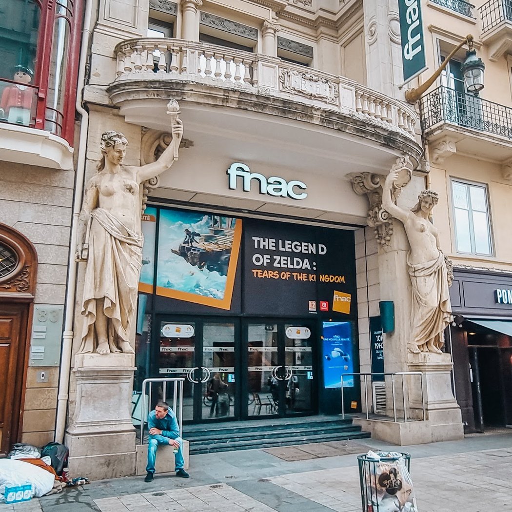 FNAC Lyon Bellecour 2