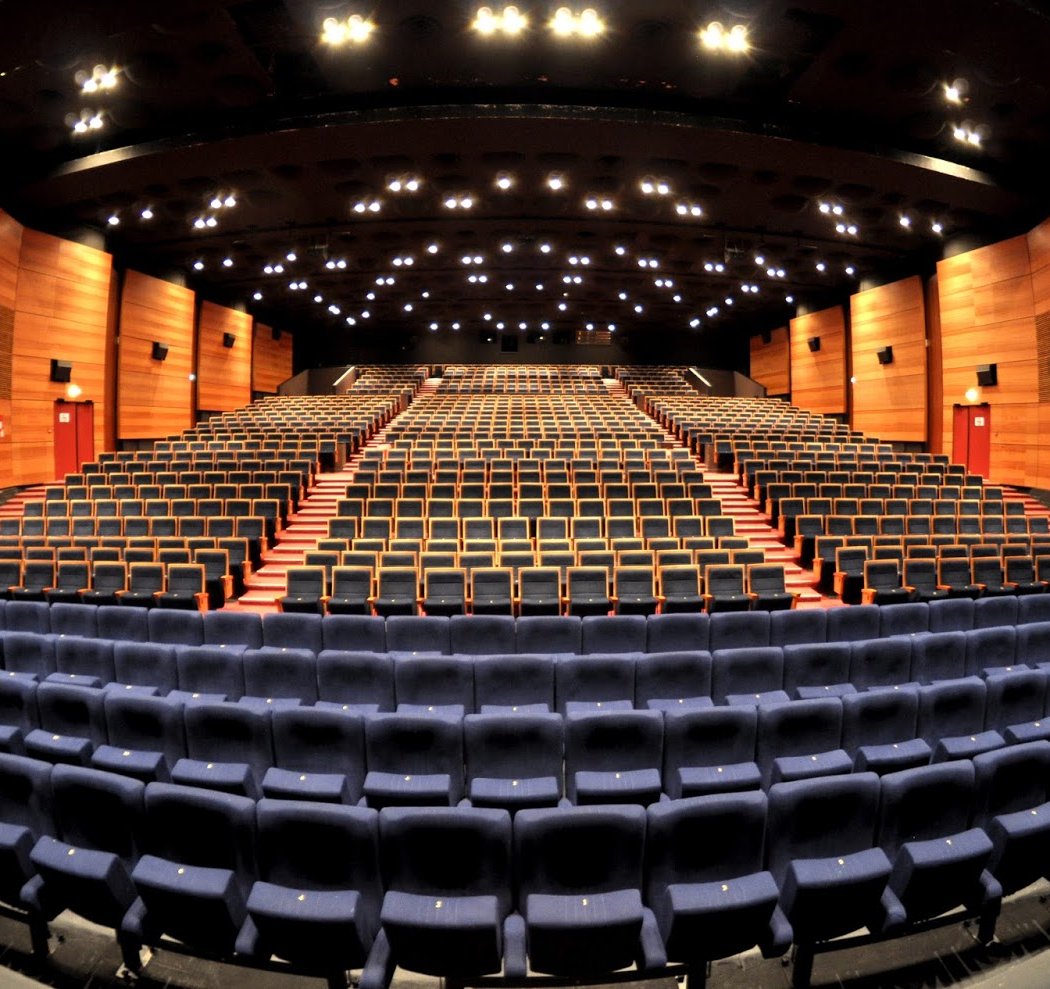 Theater of Longjumeau 1
