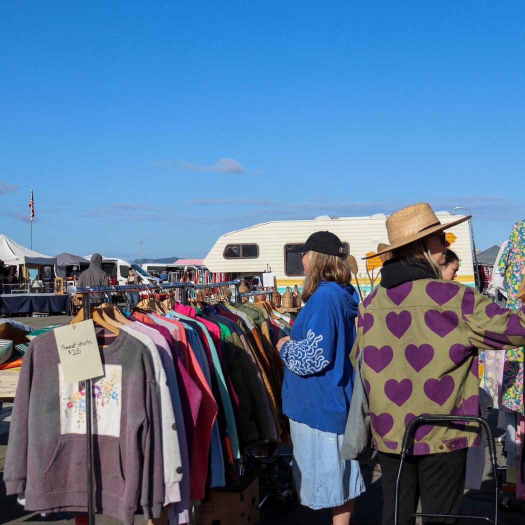 Alameda Point Antiques Fair 2