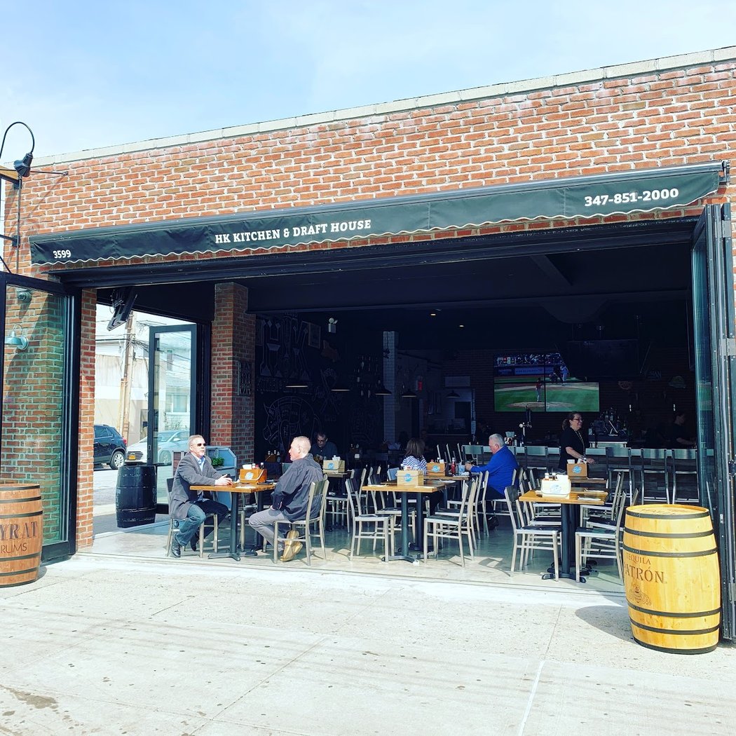 HK Kitchen & Draft House 2