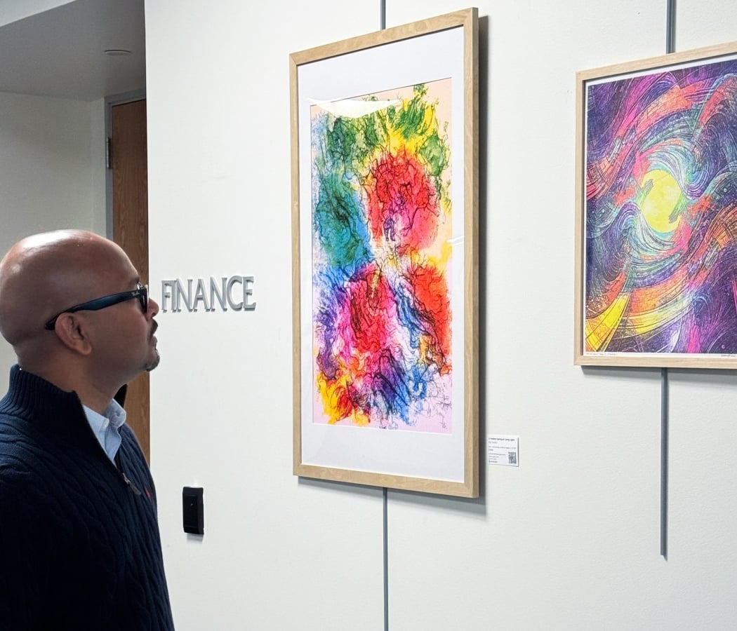 Bay Area artist Raj Darshi’s treatment on the intersection of technology and human creativity 1