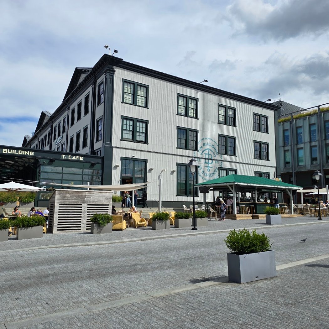 Tin Building Bar 3