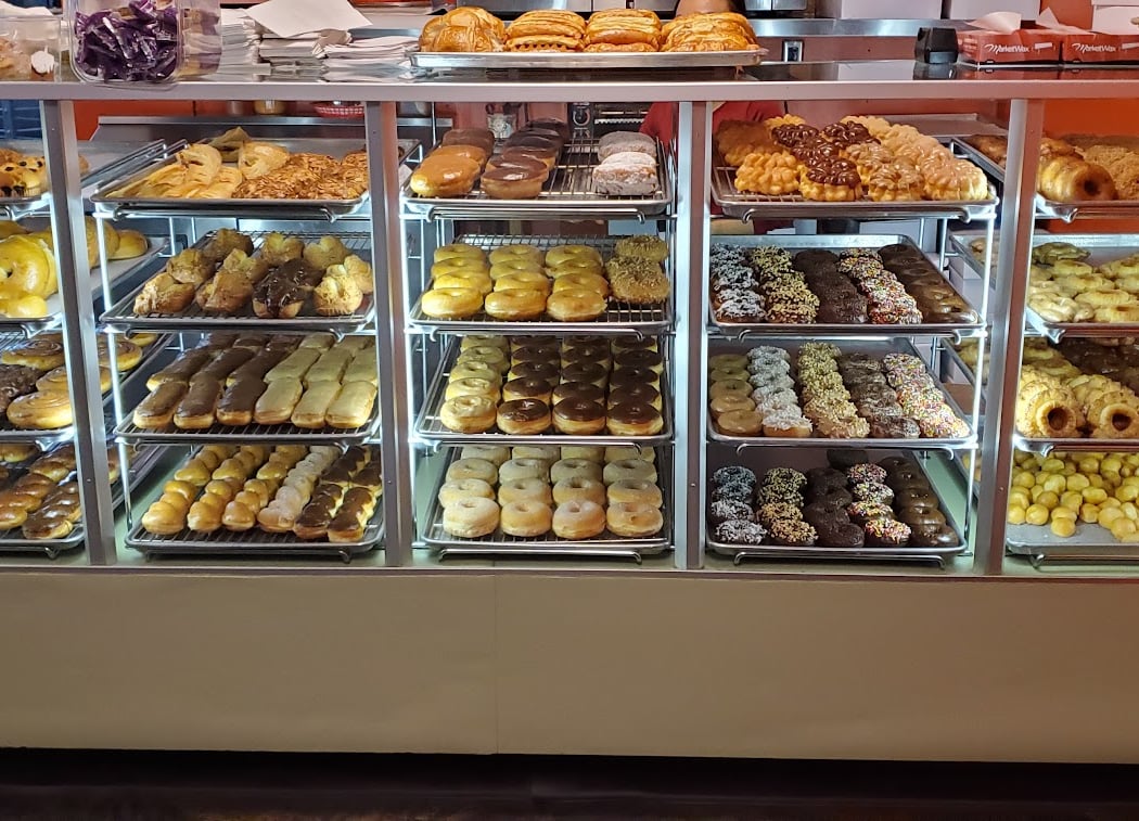 Donut Den 1