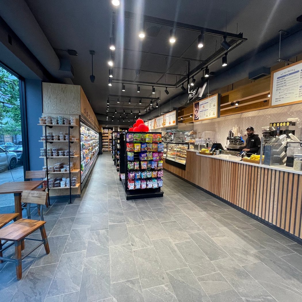 Farmers Cafe & Market 3