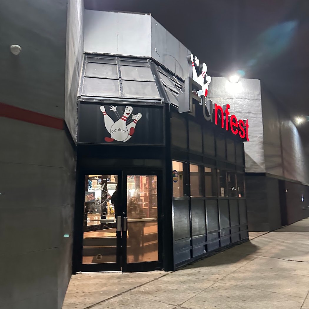 Gil Hodges Lanes 2