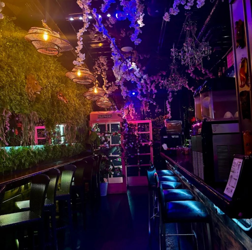 Lowkey Garden Lounge 2