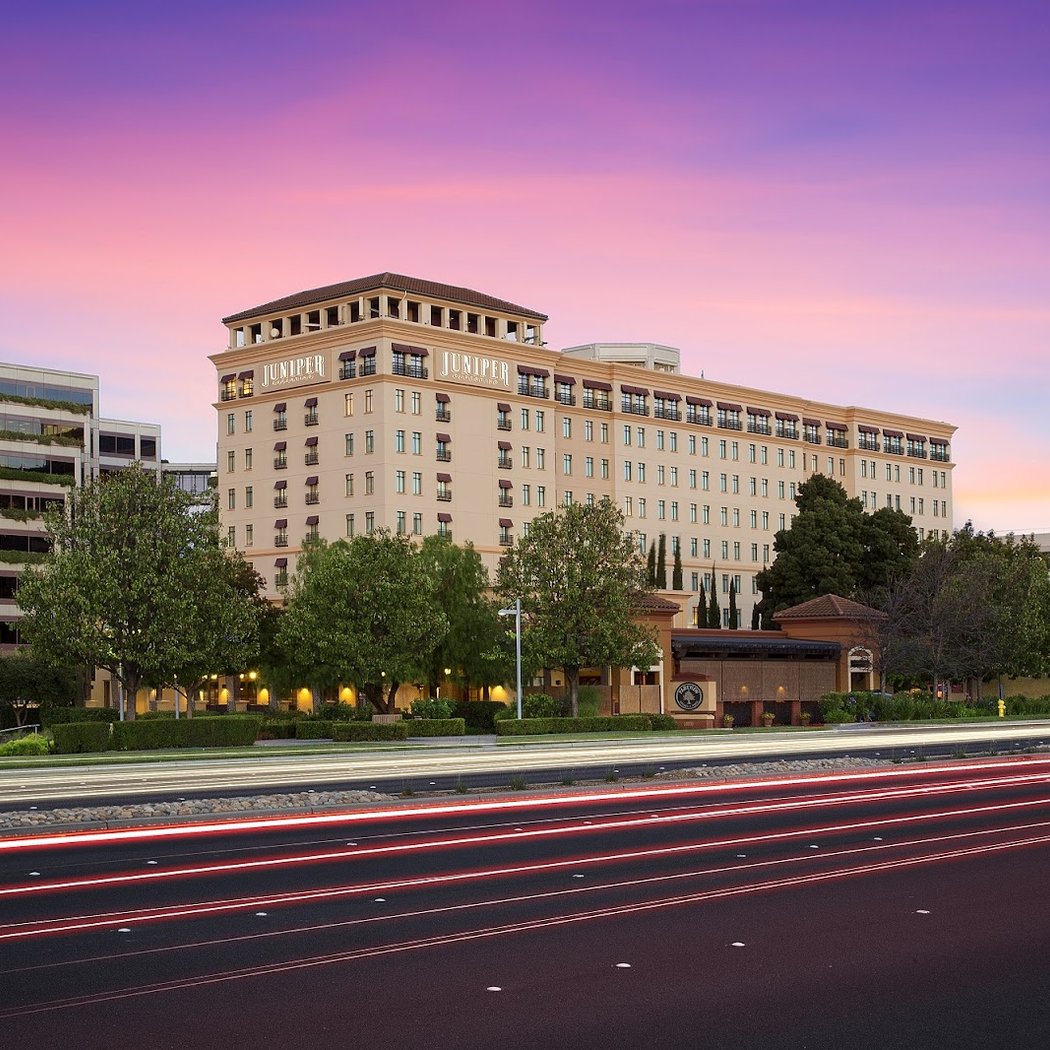 Juniper Hotel Cupertino, Curio Collection by Hilton 1