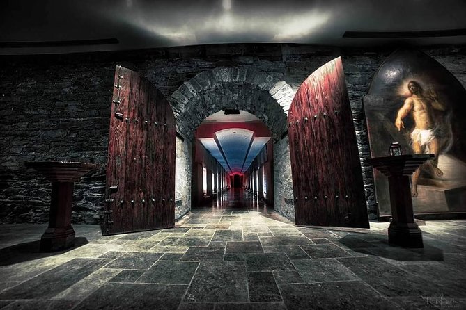 Catacombs by Candlelight Tour 2