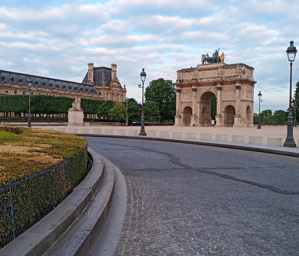 Pl. du Carrousel 3