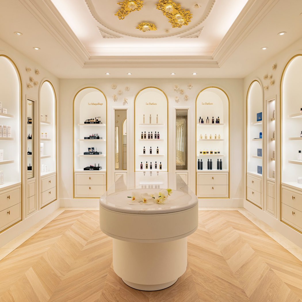 Ritz Club & Spa 4