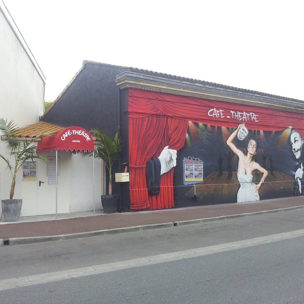 Cafe Theater Carcans 2