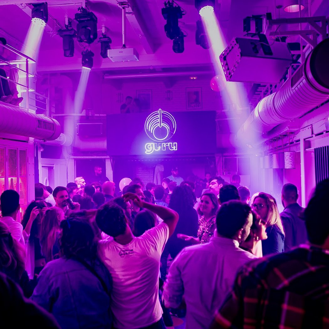 Guru Club 1