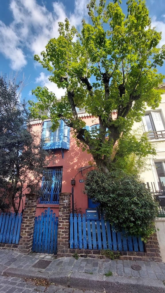 Breathe in the Calm of Campagne à Paris 2