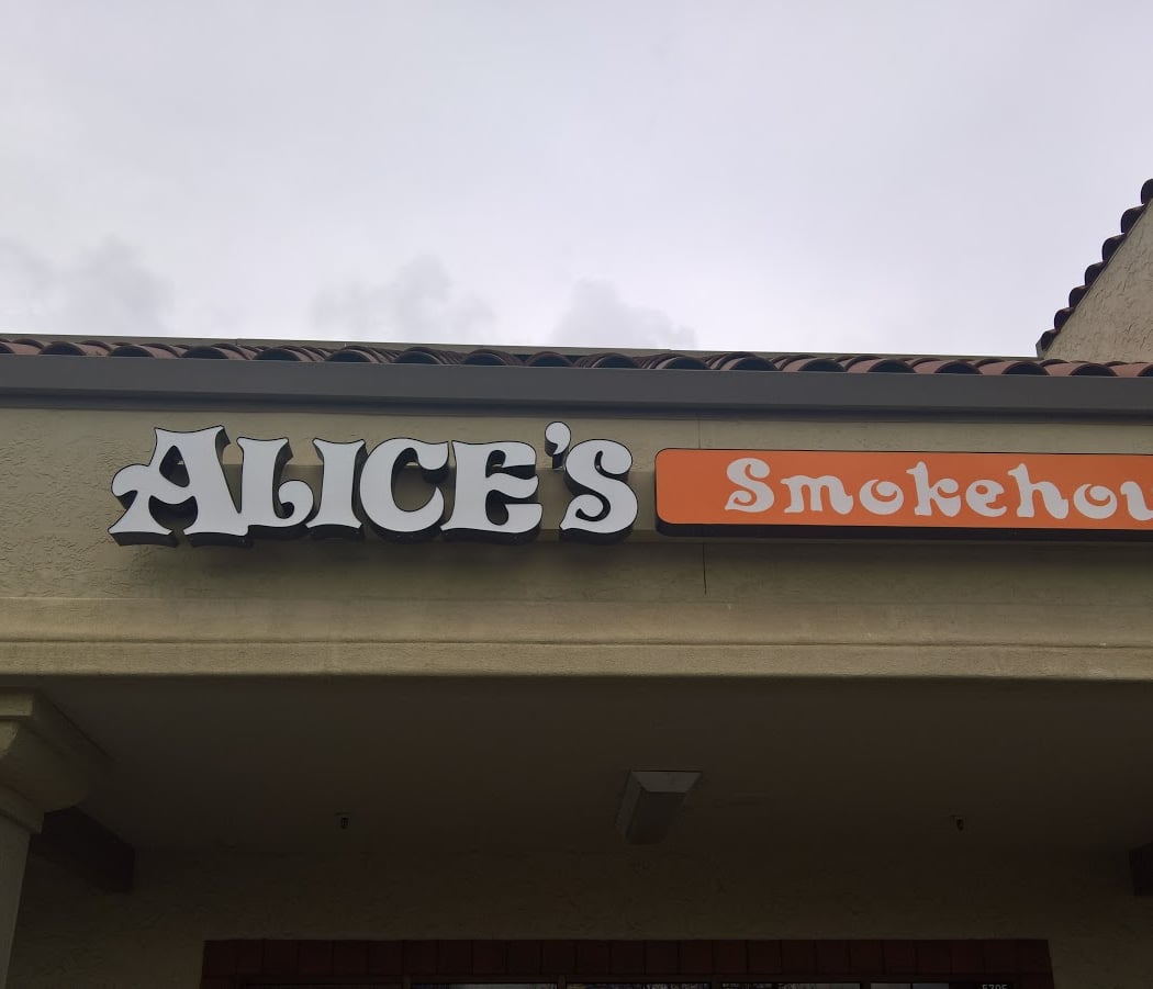 Alice's Smokehouse 2