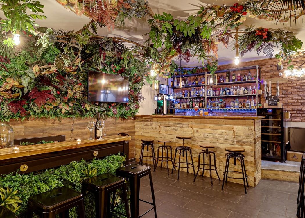 The jungle Bar 2