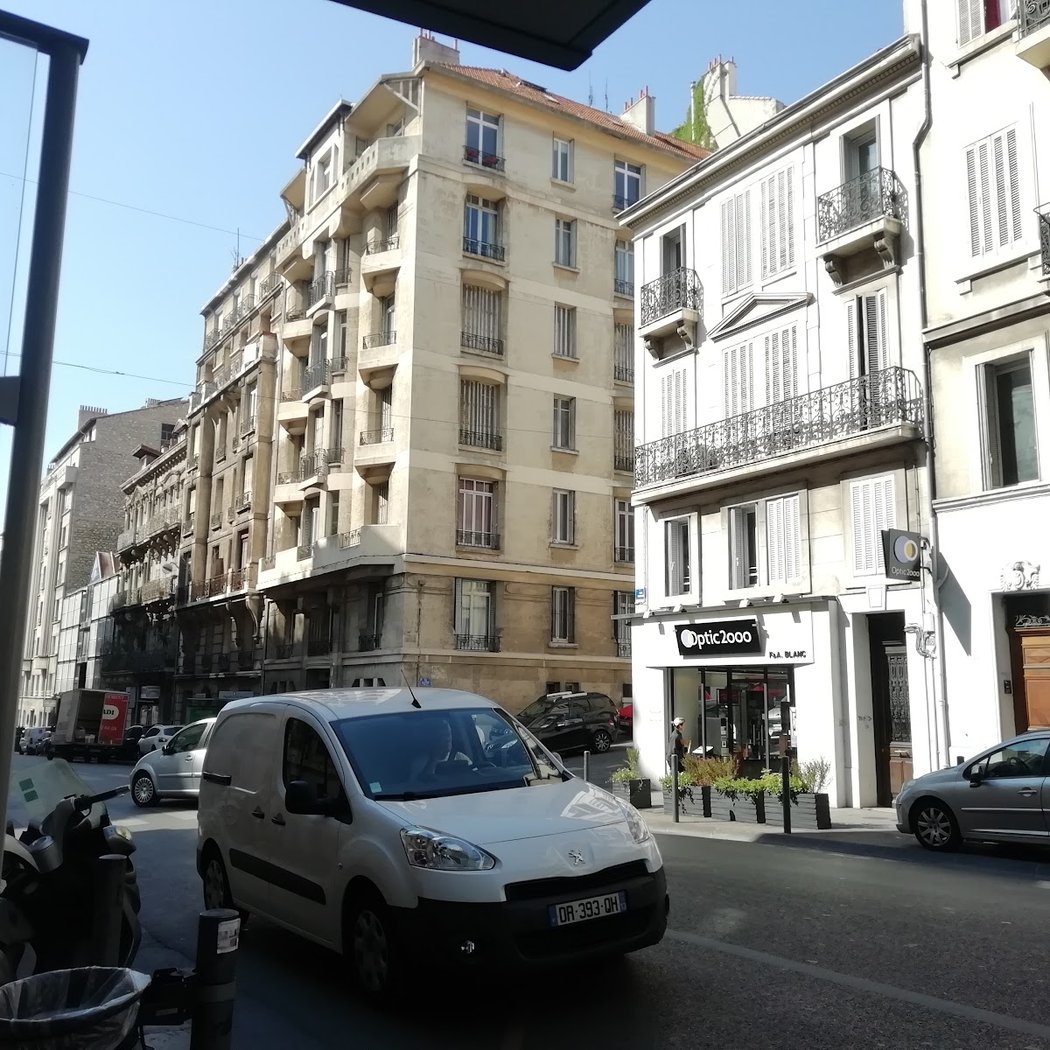 Rue Paradis 3