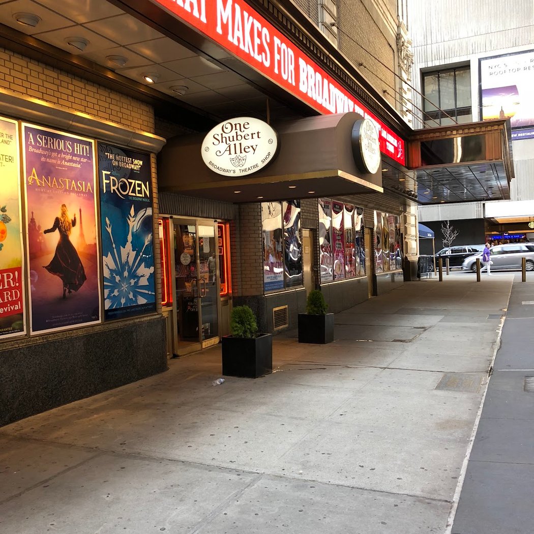 Broadway Flea Market & Grand Auction 3