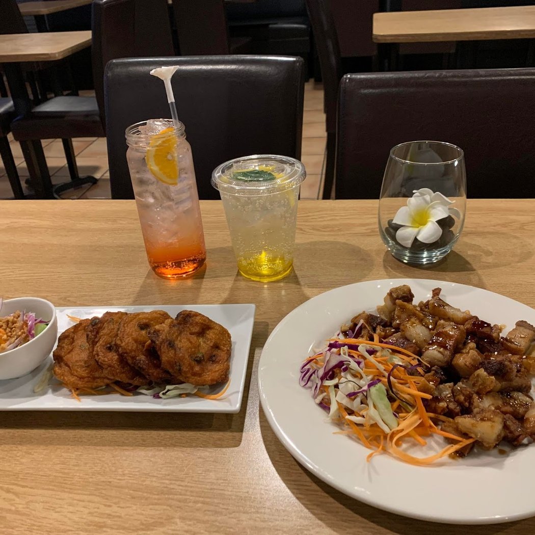Vanda Orchid Thai Bistro 3