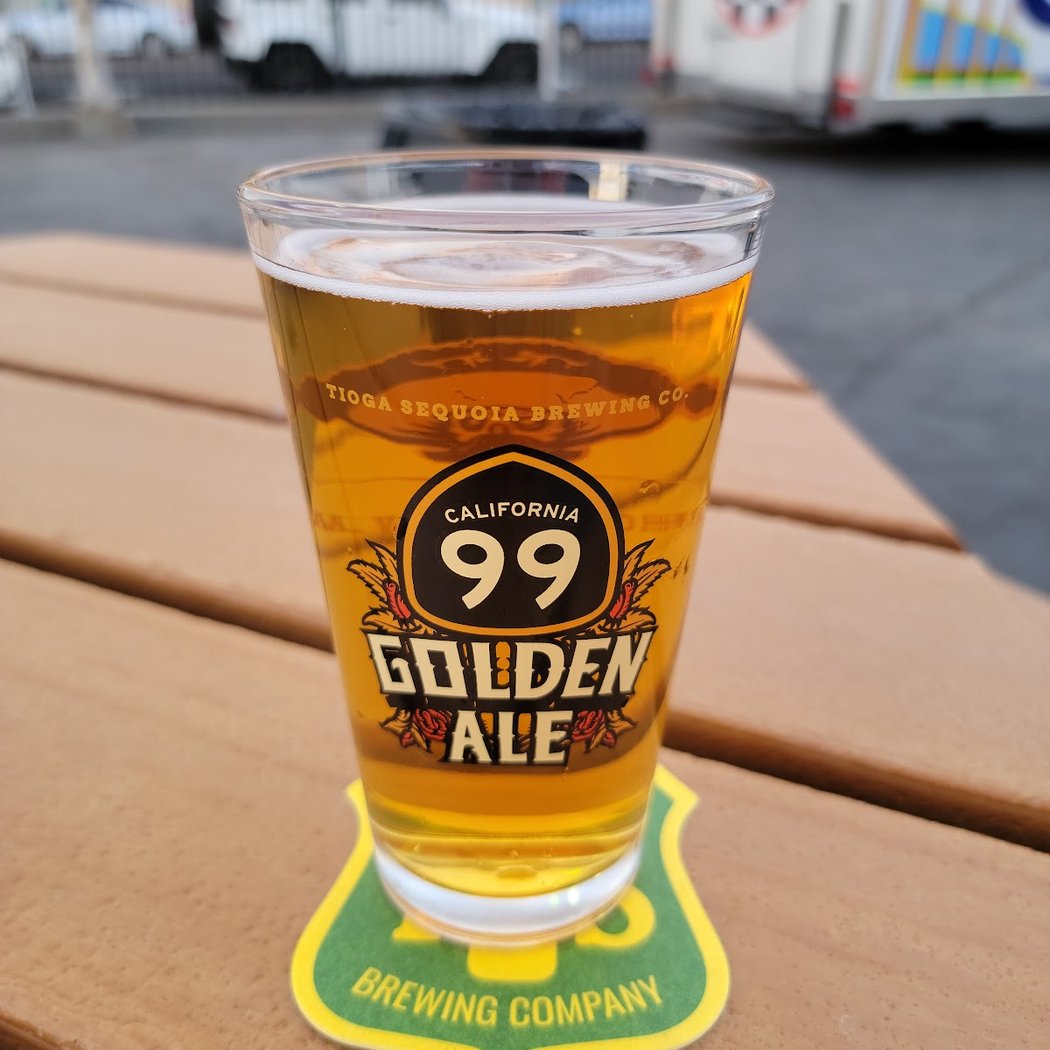 Tioga-Sequoia Beer Garden 4