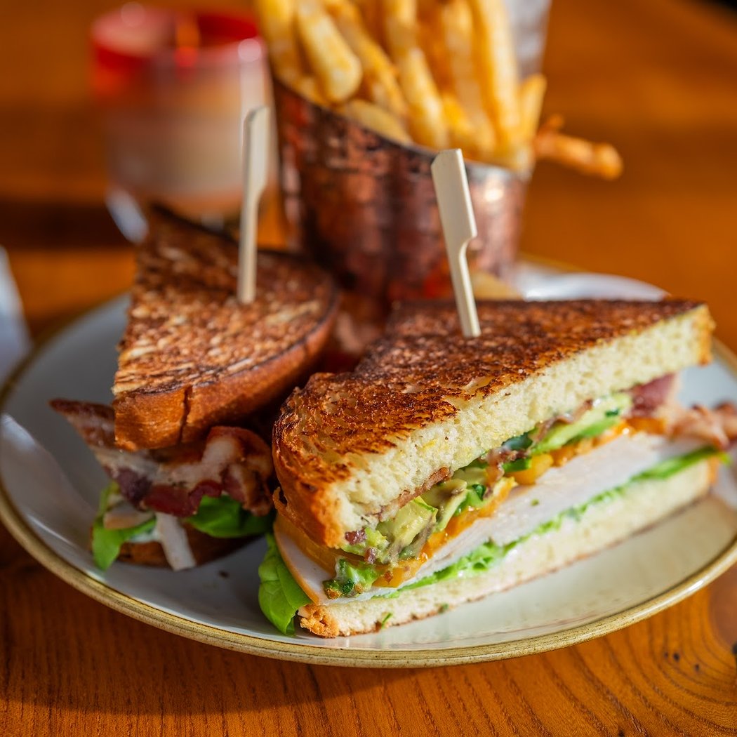 Copperleaf Restaurant & Bar 3