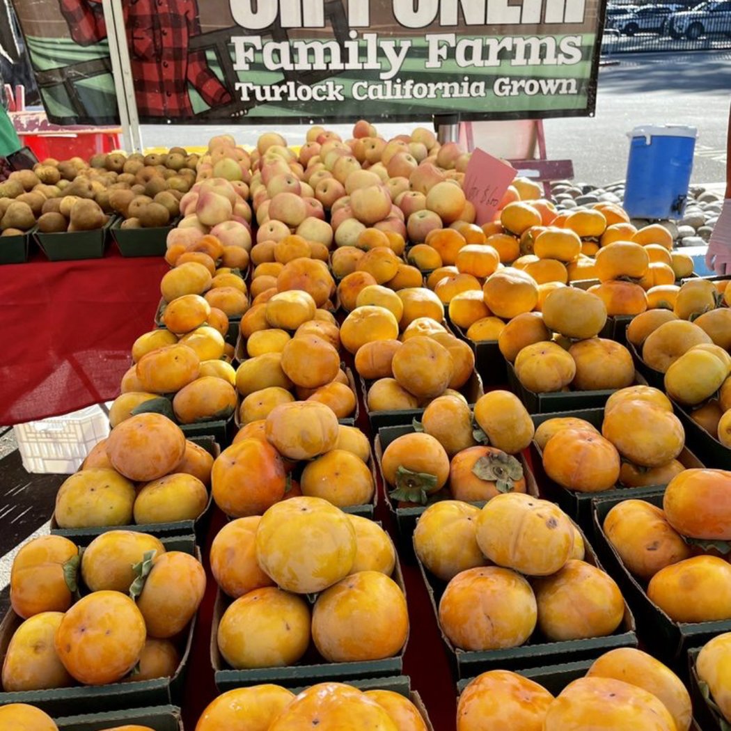 Senator Becker’s Farmers’ Market Tour 5