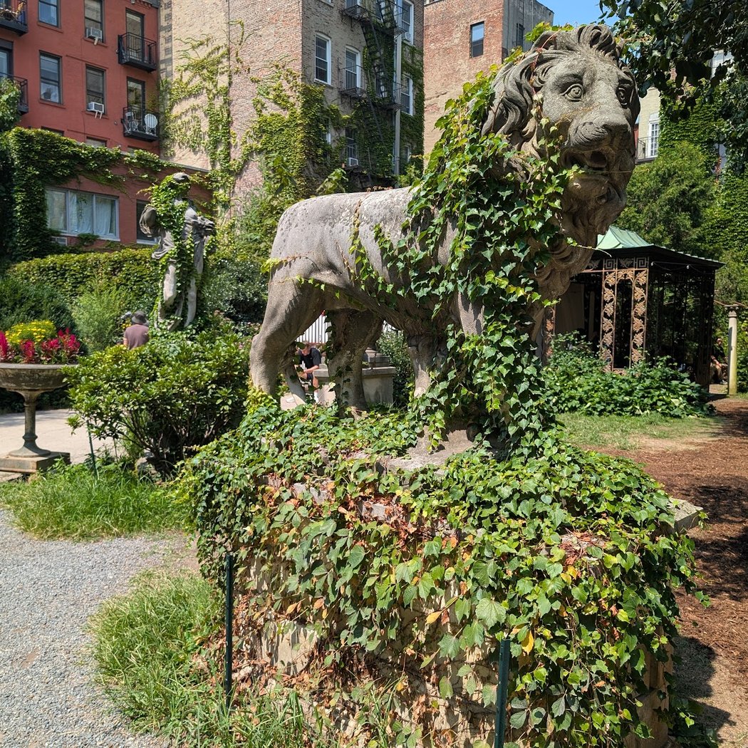 Elizabeth Street Garden Movie Nights 5