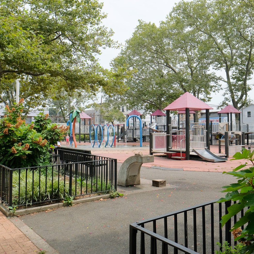 London Planetree Playground 2