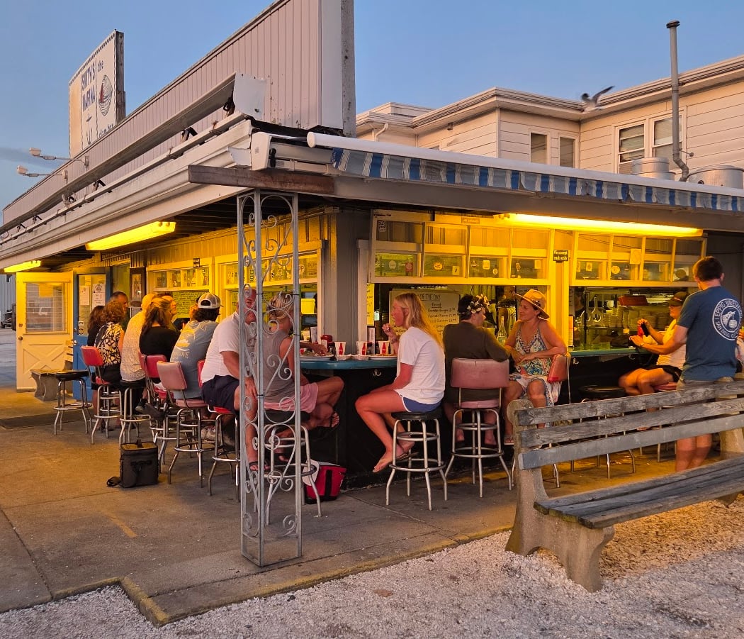 Smitty's Clam Bar 3
