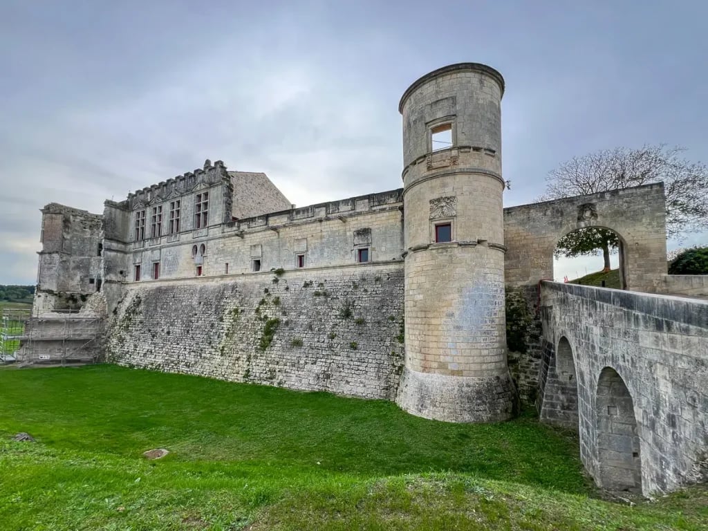 Château de Bouteville 2