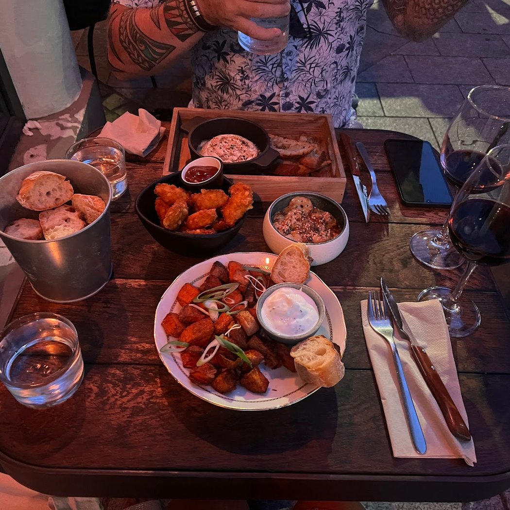 LE RENDEZ VOUS DES HALLES 4