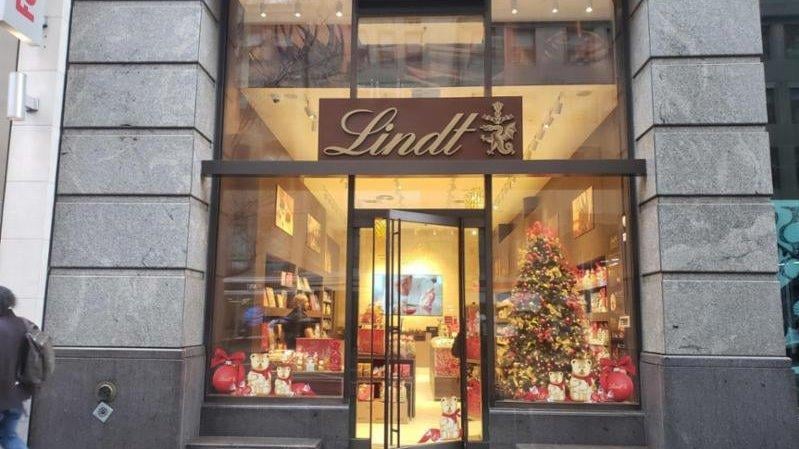 Lindt Chocolate Shop 2